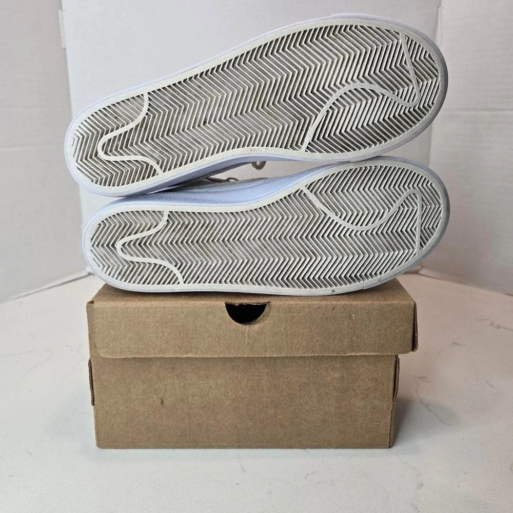 Nike-(GS) Nike Blazer Mid '77 'Easter'Kid's size 7y